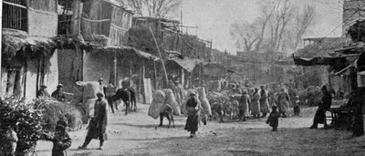 Eine Szene in den Straßen von Yarkand, Illustration aus The King, 25. Mai 1901 von English Photographer